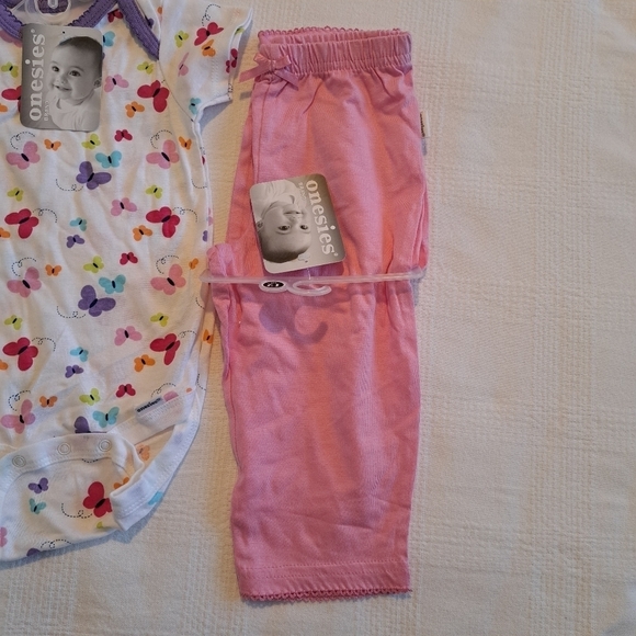 Gerber girls 12 months body suit with matching pants new with tags - Picture 6 of 6